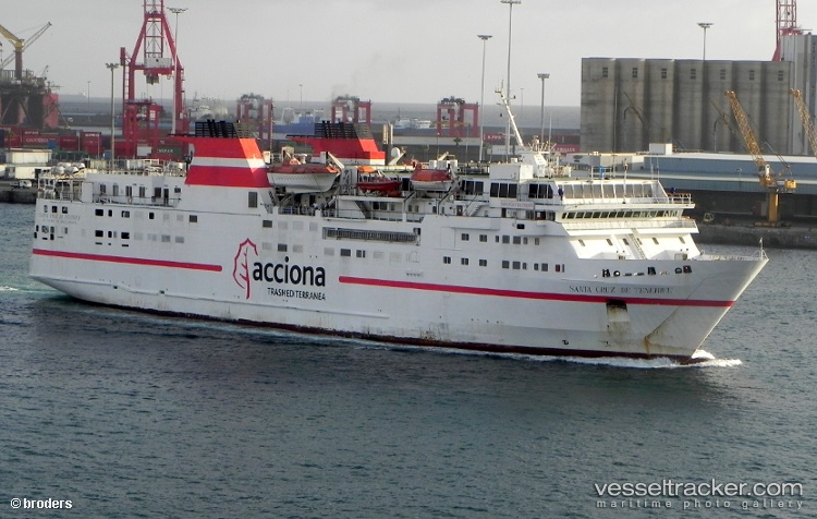 Seira - Passenger Ro Ro Cargo Ship vessel