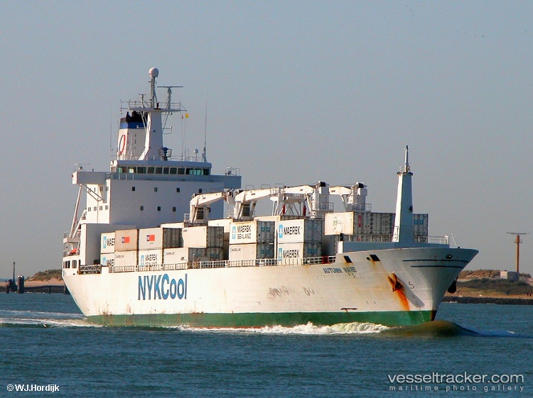 Autumn-Stream - Refrigerated Cargo Ship vessel
