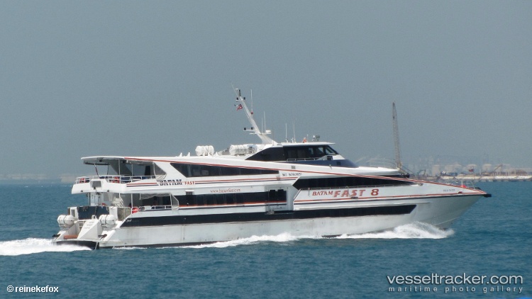 Ocean-Raider - Passenger Ship