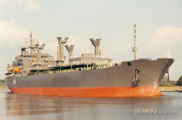 J771 - Service Ship vessel