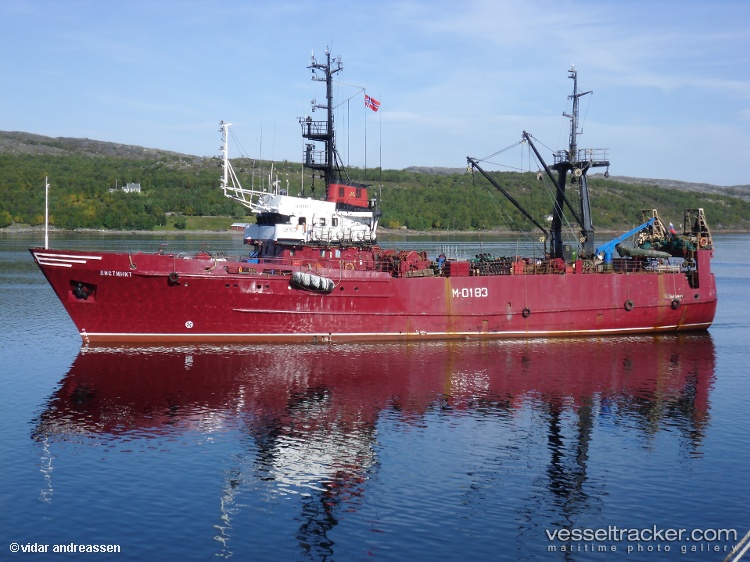 Distinkt - Fishing Vessel vessel