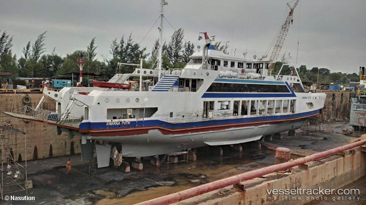 Kmp.swarna-Putri - Passenger Ship vessel