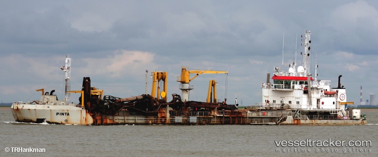 Pinta - Hopper Dredger vessel