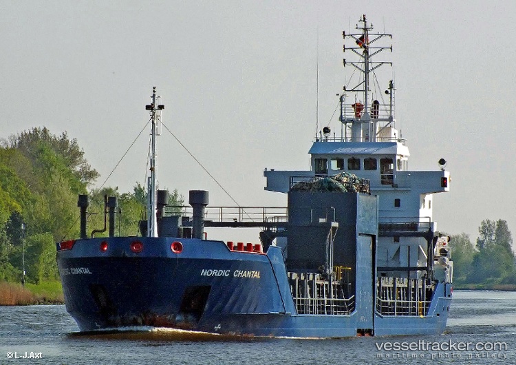 Baltic-Madonna - Deck Cargo Ship vessel