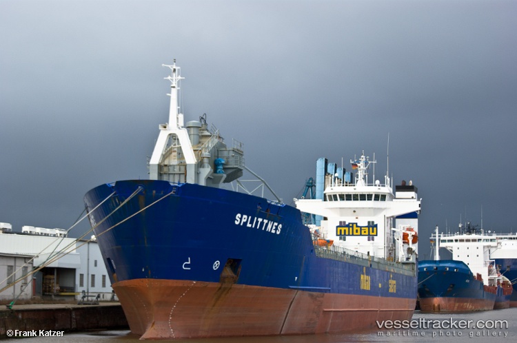 Splittnes - Self Discharging Bulk Carrier vessel