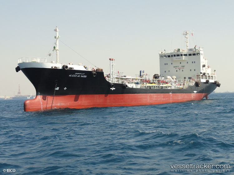 Y591 - Oil Products Tanker vessel