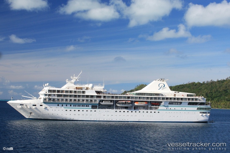 Paul-Gauguin - Cruise Ship vessel