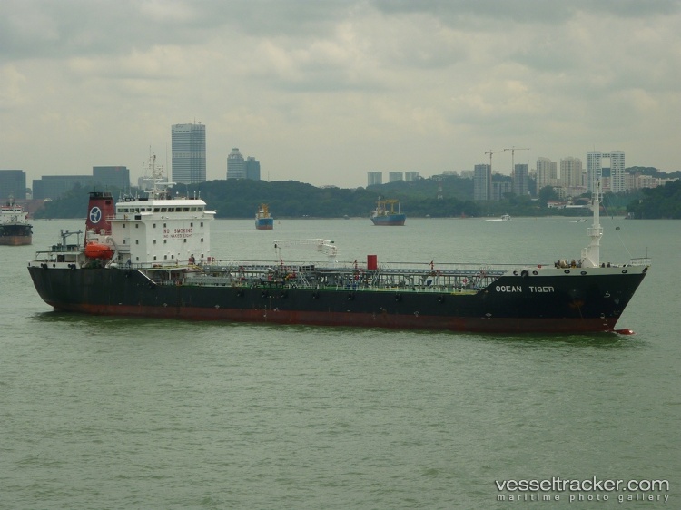 Global-Peak - Oil Products Tanker vessel
