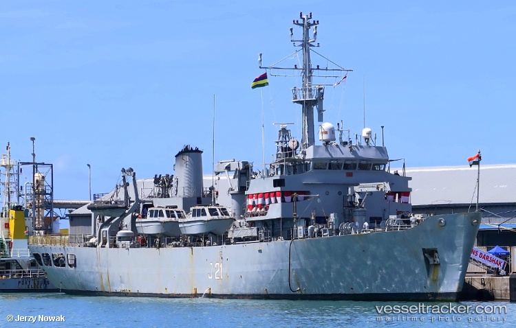 Warship - Research Vessel vessel