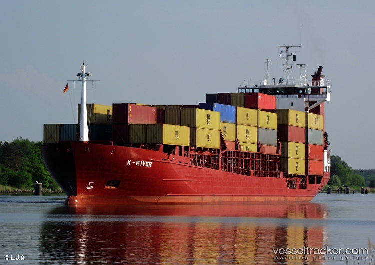 K-River - Container Ship
