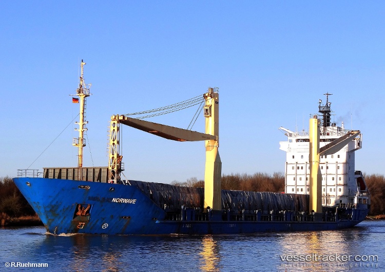 Tanto-Damai - Container Ship vessel