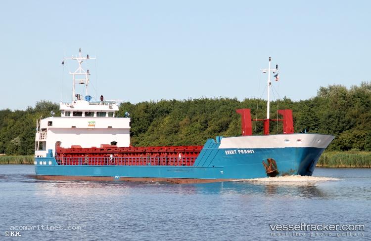 May-B - General Cargo Ship