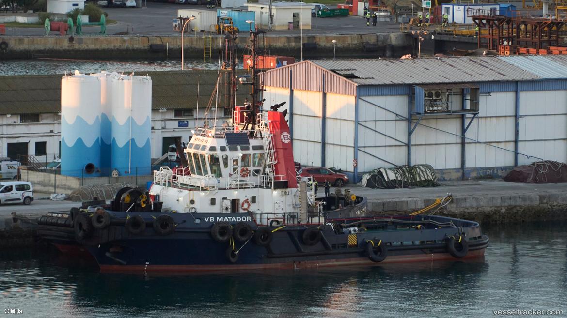 Vb-Matador - [tug.fire_fighting_tug] vessel