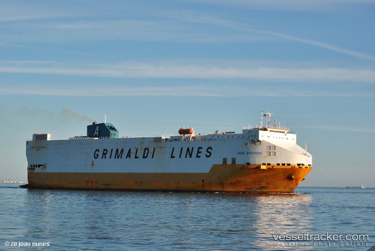 Gran-Bretagna - Vehicles Carrier vessel