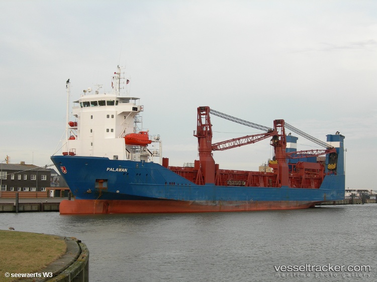 Elmes - Container Ro Ro Cargo Ship vessel