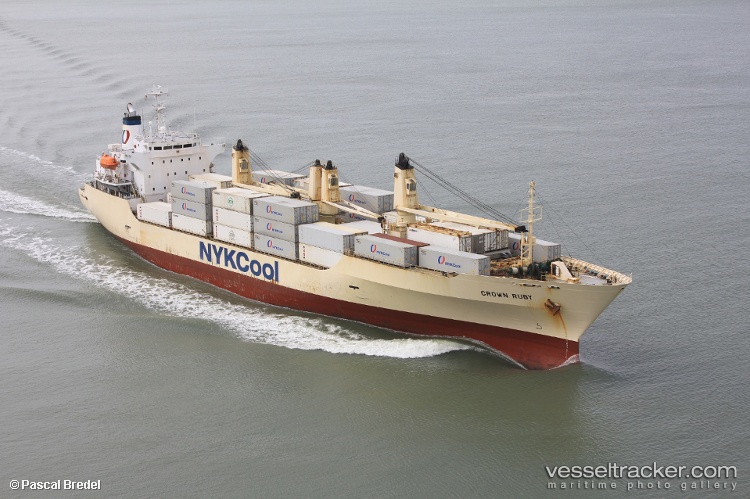 Crown-Ruby - Refrigerated Cargo Ship vessel