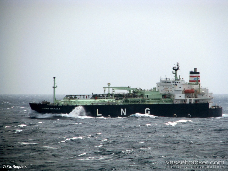 Pelita-Energy - Lng Tanker vessel