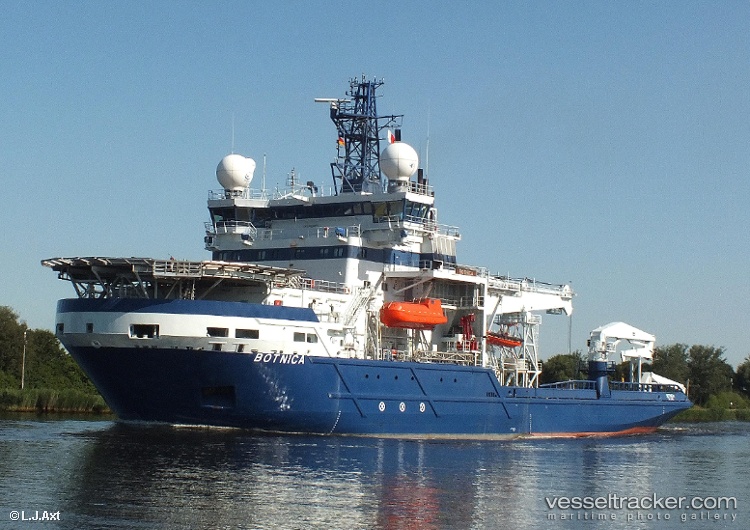 Botnica - Icebreaker vessel