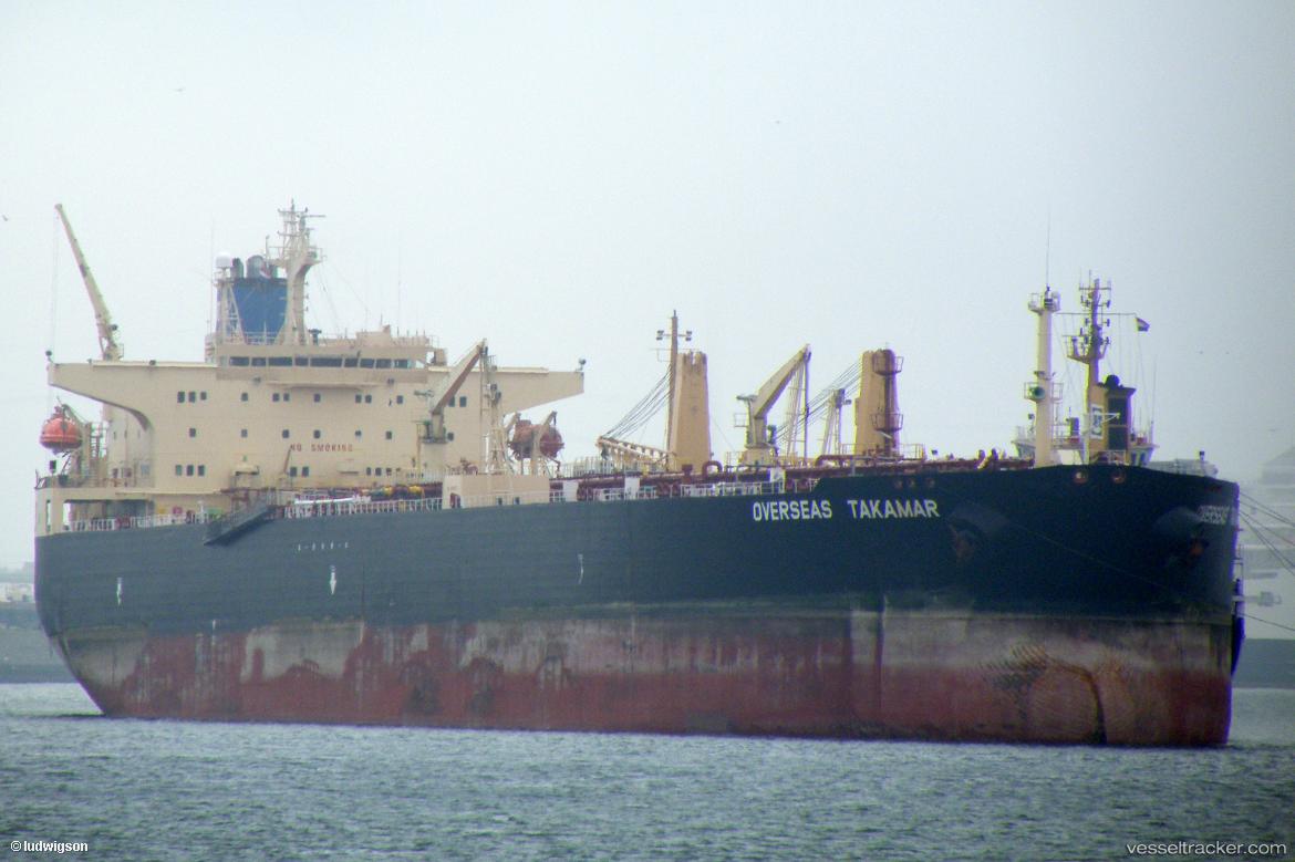 Zhen-Hua-7 - Heavy Load Carrier vessel