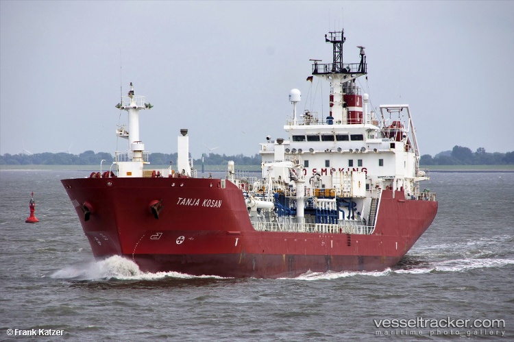 An-61 - Lpg Tanker vessel
