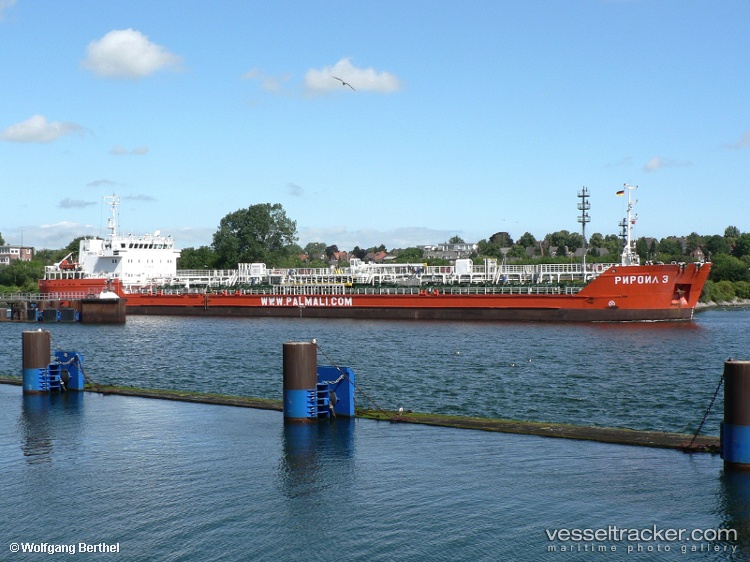 Mt-Vishvamata - Oil Products Tanker vessel