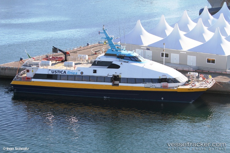 Ale-M - Passenger Ship vessel