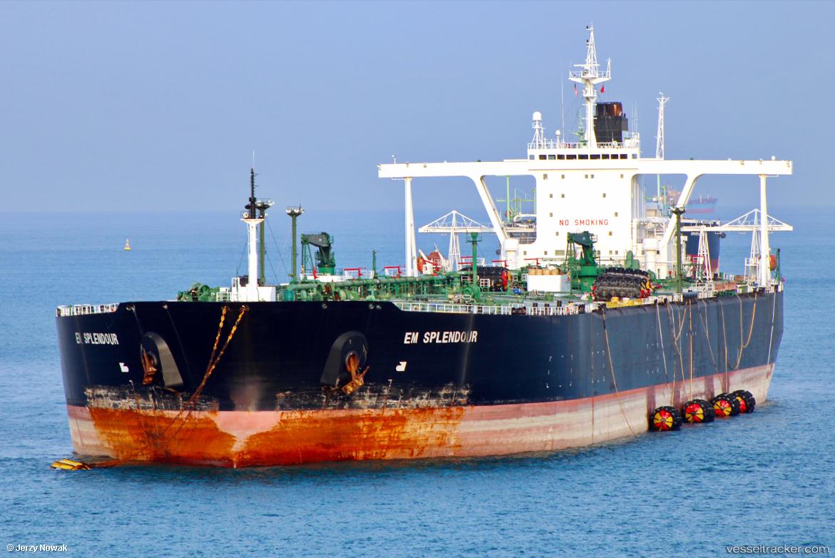 Em-Splendour - [oil_and_chemical_tanker.fso] vessel