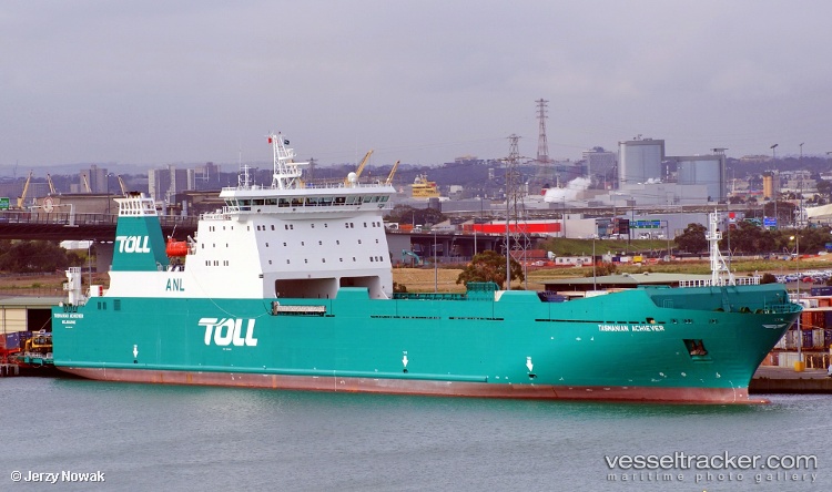 Jolly-Express - Ro Ro Cargo Ship vessel