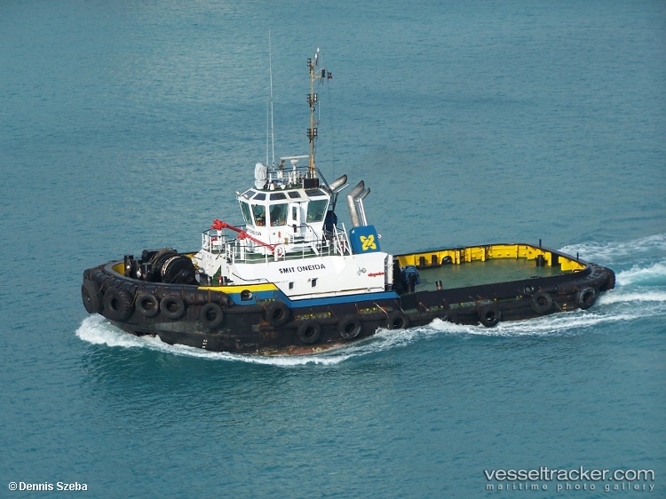 Regul - [tug.fire_fighting_tug] vessel