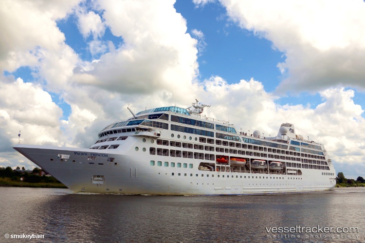 Azamara-Onward - Cruise Ship vessel