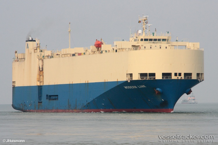 Modern-Link - Vehicles Carrier vessel