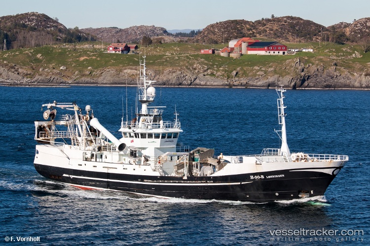 Lonningen - Fish Carrier vessel
