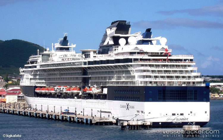 Celebrity-Summit - Cruise Ship vessel