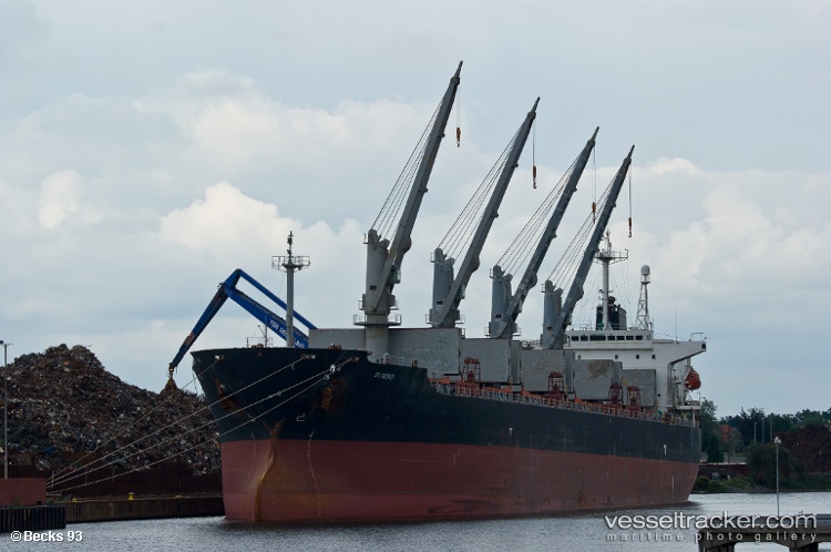 Crown-Voyager - Bulk Carrier vessel