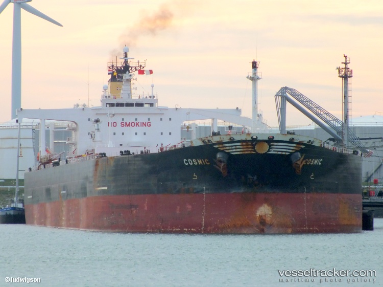 Deliver - Crude Oil Tanker vessel