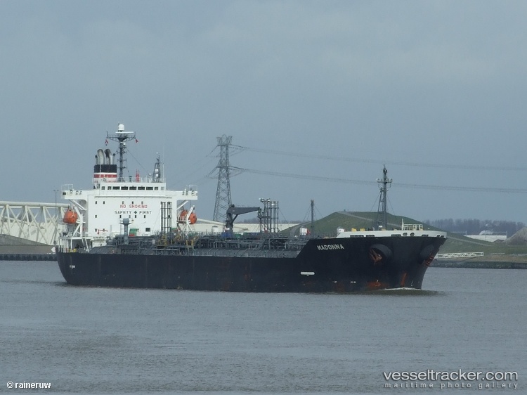 Mt.madonna-Sun - Oil Products Tanker vessel