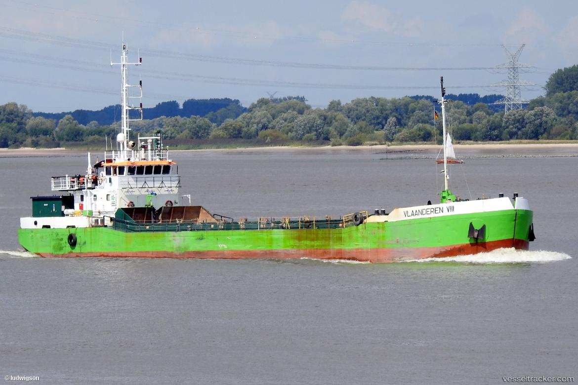 Vlaanderen-8 - Dredger vessel
