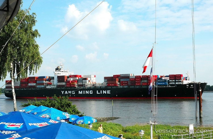 Ym-Plum - Container Ship vessel