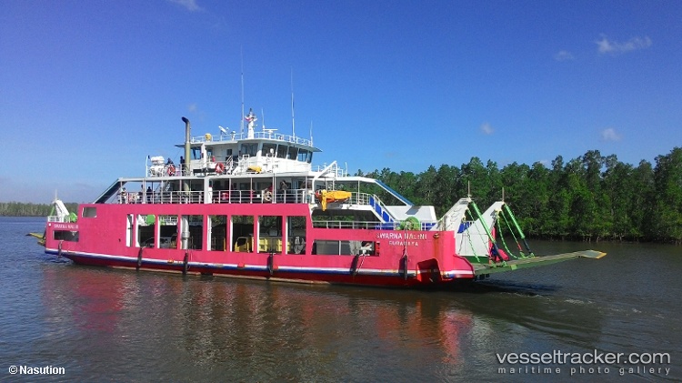 Km.swarna-Nalini - Passenger Ro Ro Cargo Ship