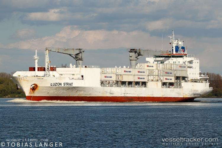 Luzon-Strait - Refrigerated Cargo Ship