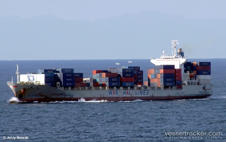 Kr-Tasman - Container Ship