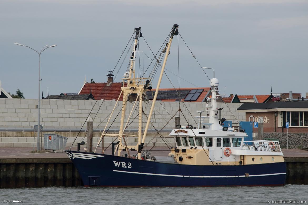 Ye-30-Oosterschelde - Fishing Vessel vessel