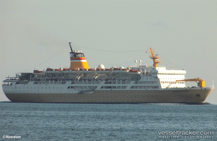 Km.nggapulu - Passenger Ship