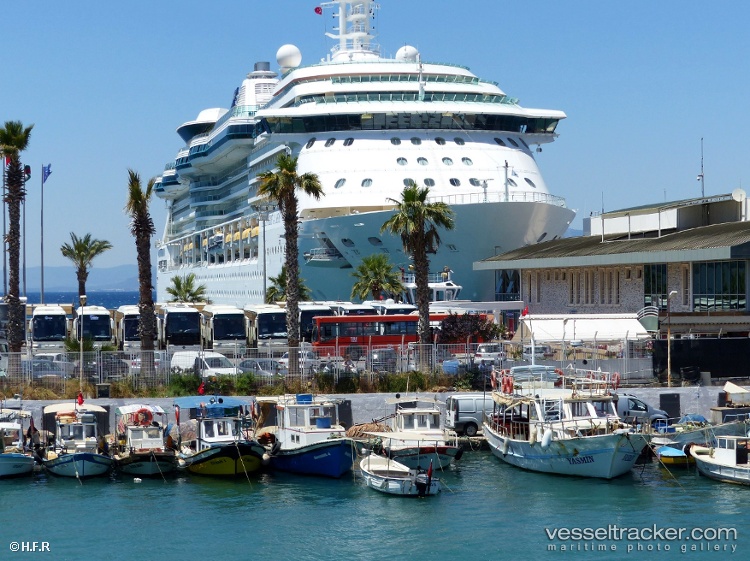 Serenade-Of-The-Seas - Cruise Ship vessel