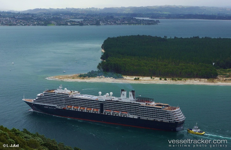 Noordam - Cruise Ship vessel