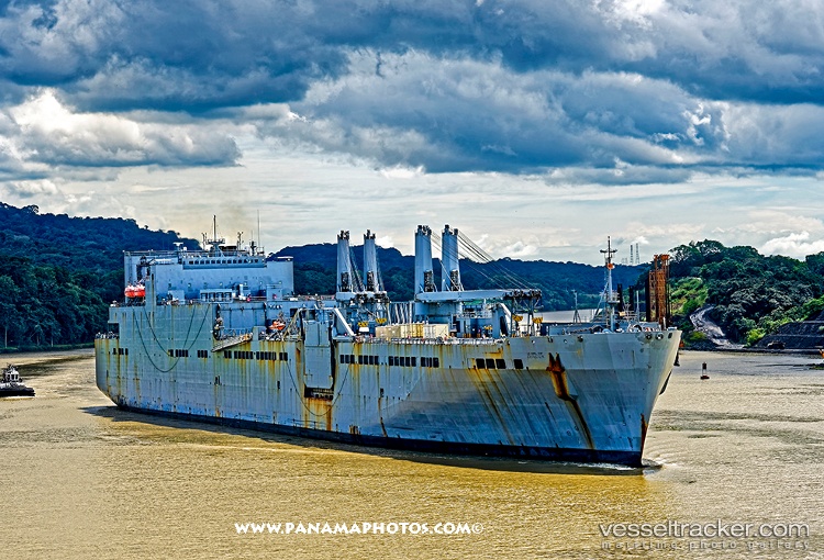 Us-Govt-Vessel - Vehicles Carrier vessel