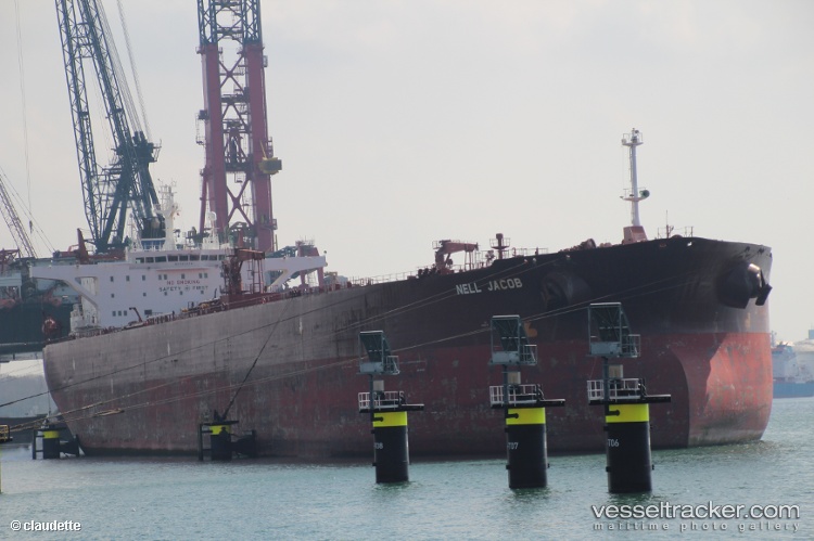 Mitzel - Crude Oil Tanker vessel