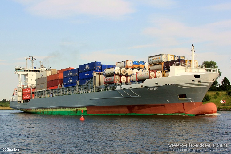 Queen-Nm - Container Ship vessel