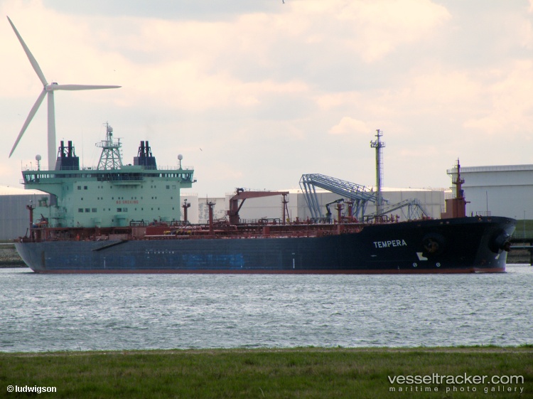 La-Noumbi - Fpso Tanker vessel