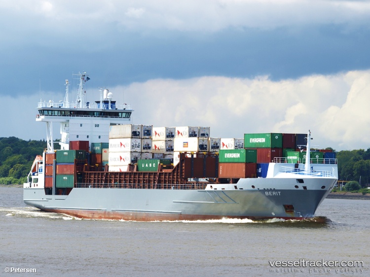 Wec-Vermeer - Container Ship vessel